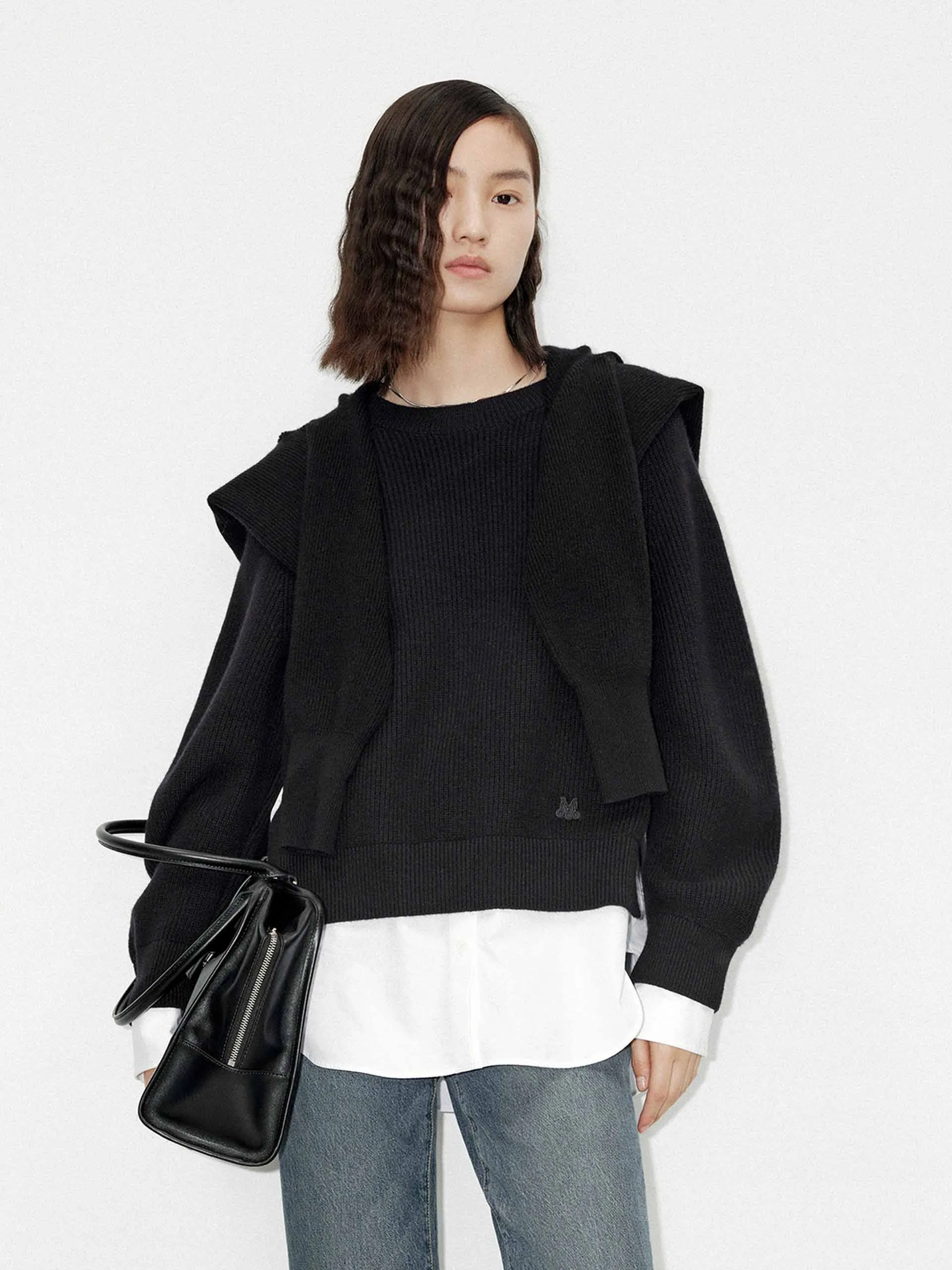 Paneled Detail Knit Sweater Seamless Stitching