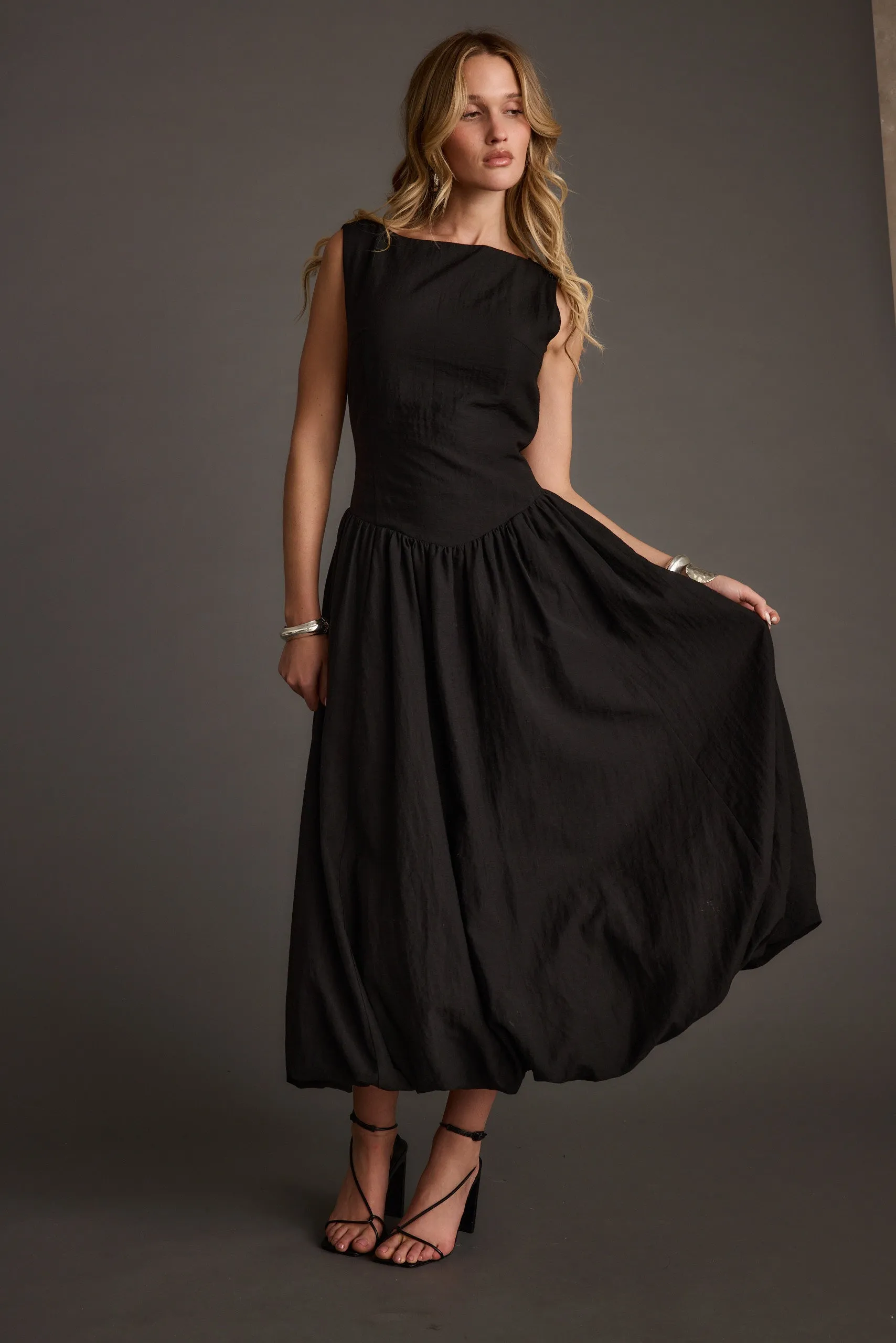 Chill Moment Snag-Resistant Kate Black Drop Waist Bubble Hem Midi Dress