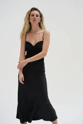 Versatile Layer Wear Madilyn Dress - Black
