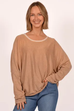 Flexible Design Fit Side Slit Design Boatneck Top