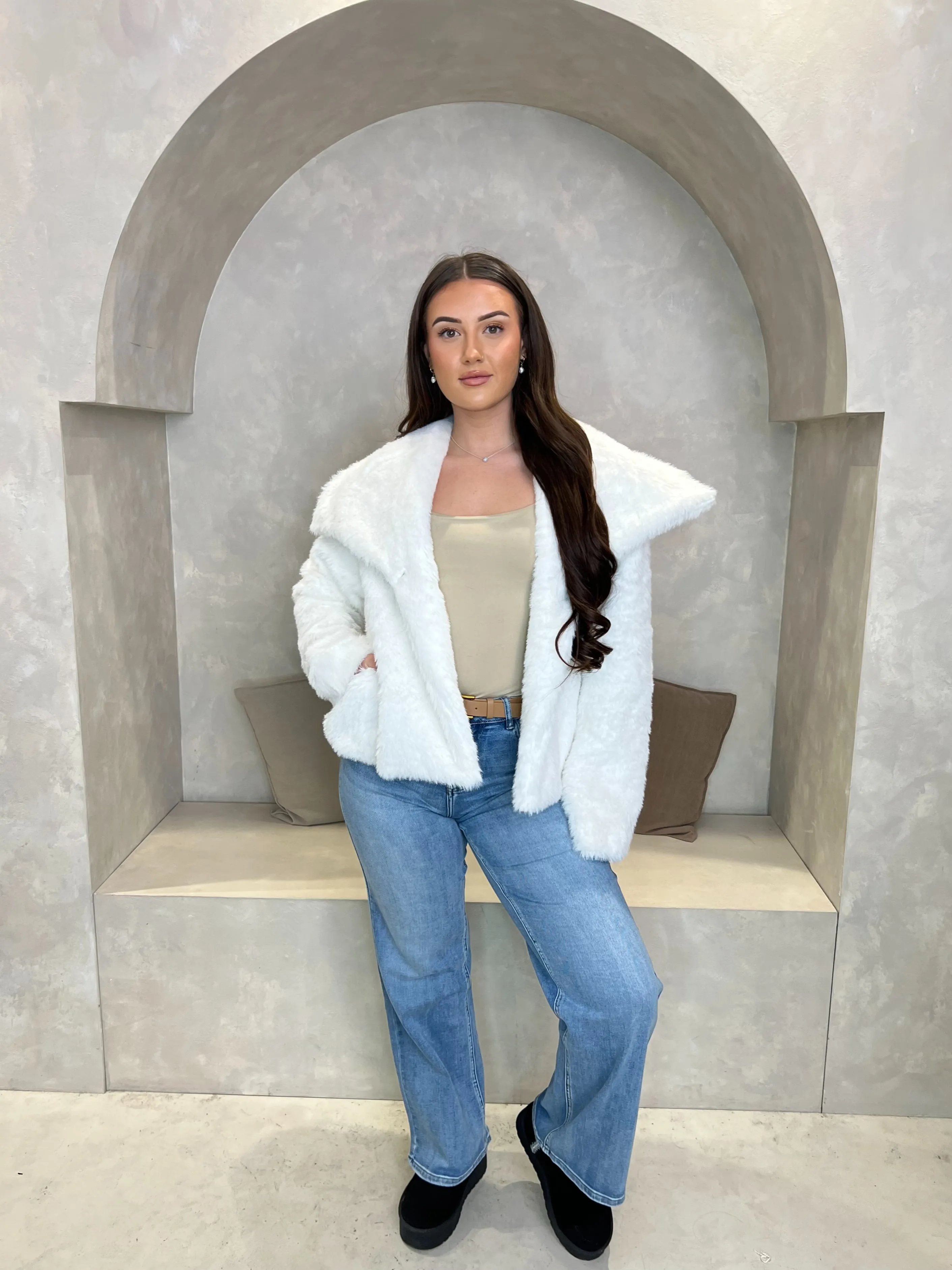 Thermal Regulation System Faux Fur Collared Jacket