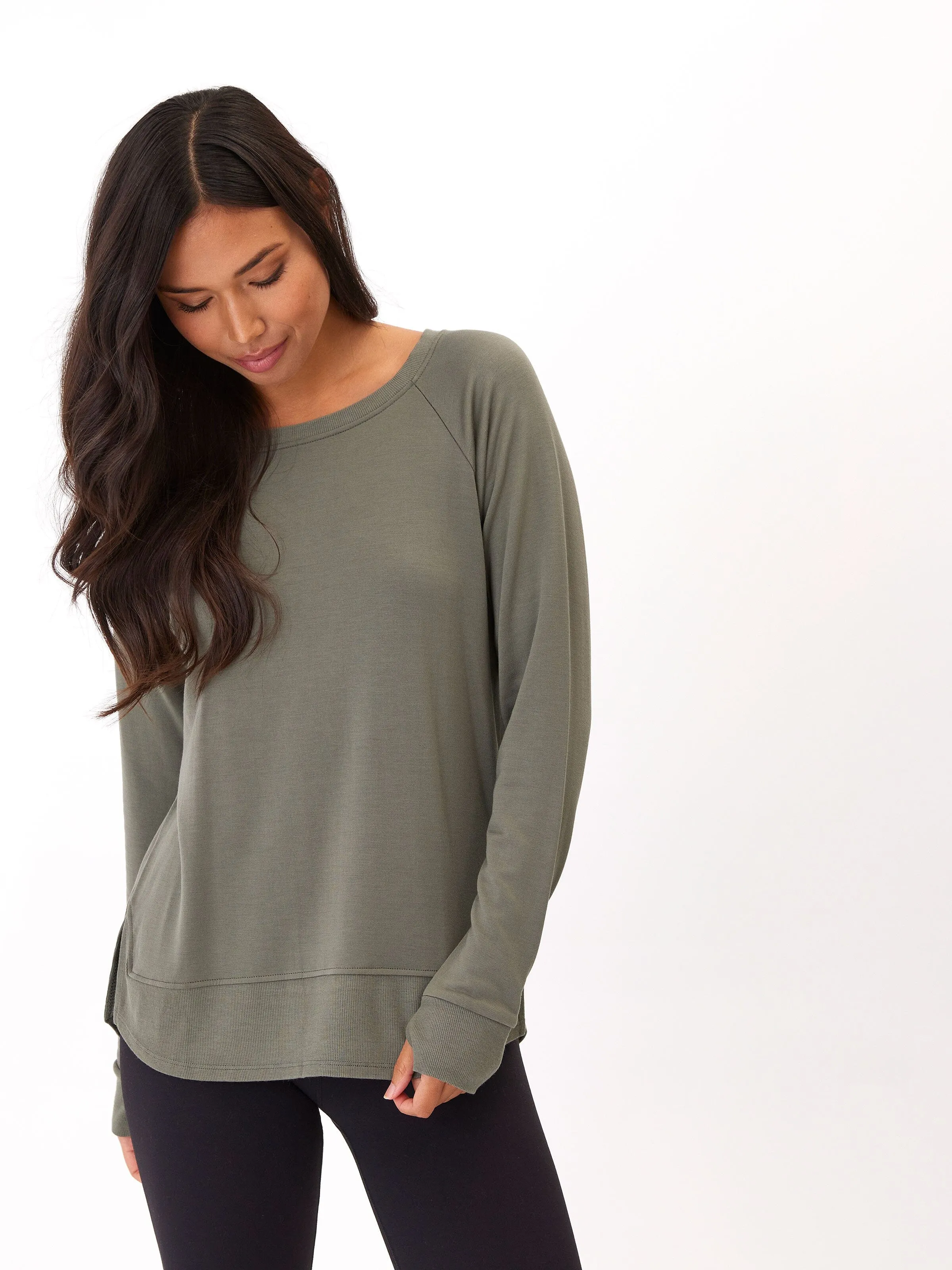 AdjustableDrawstring Leelu Feather Fleece Raglan Pullover