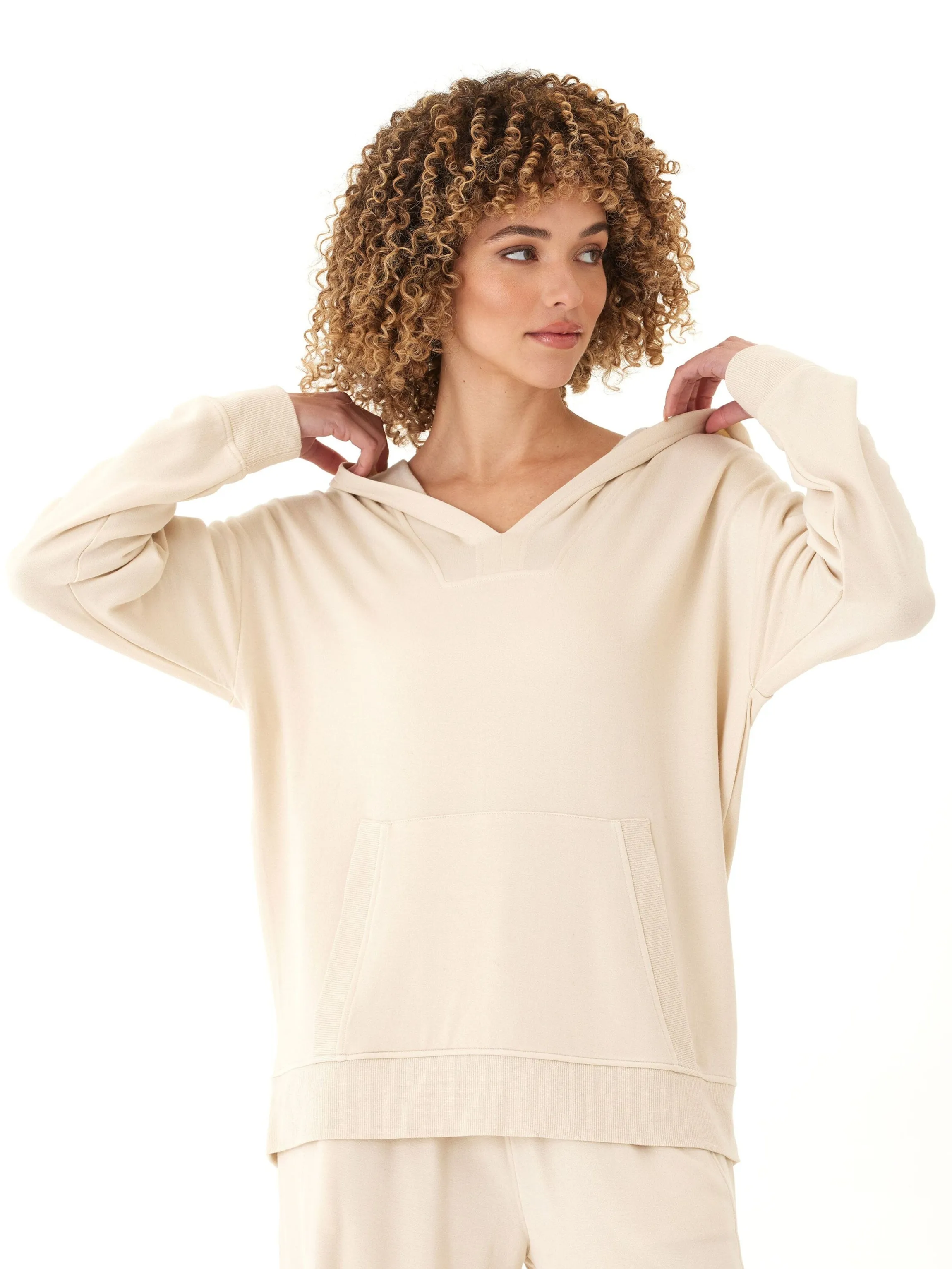 Raya Feather Fleece Pullover Hoodie All Day Fit