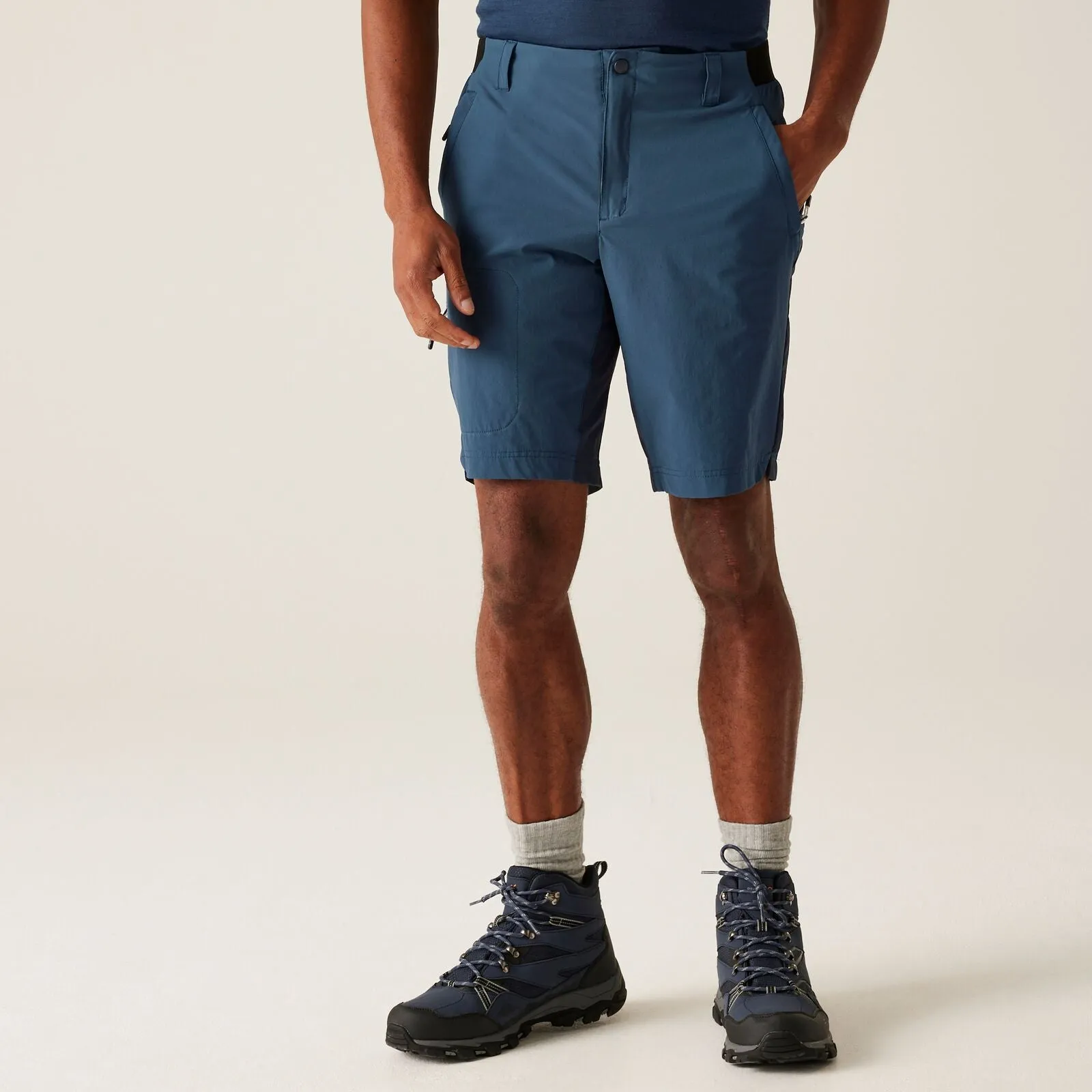 Sleek Shape Regatta Mens Eldes Walking Shorts
