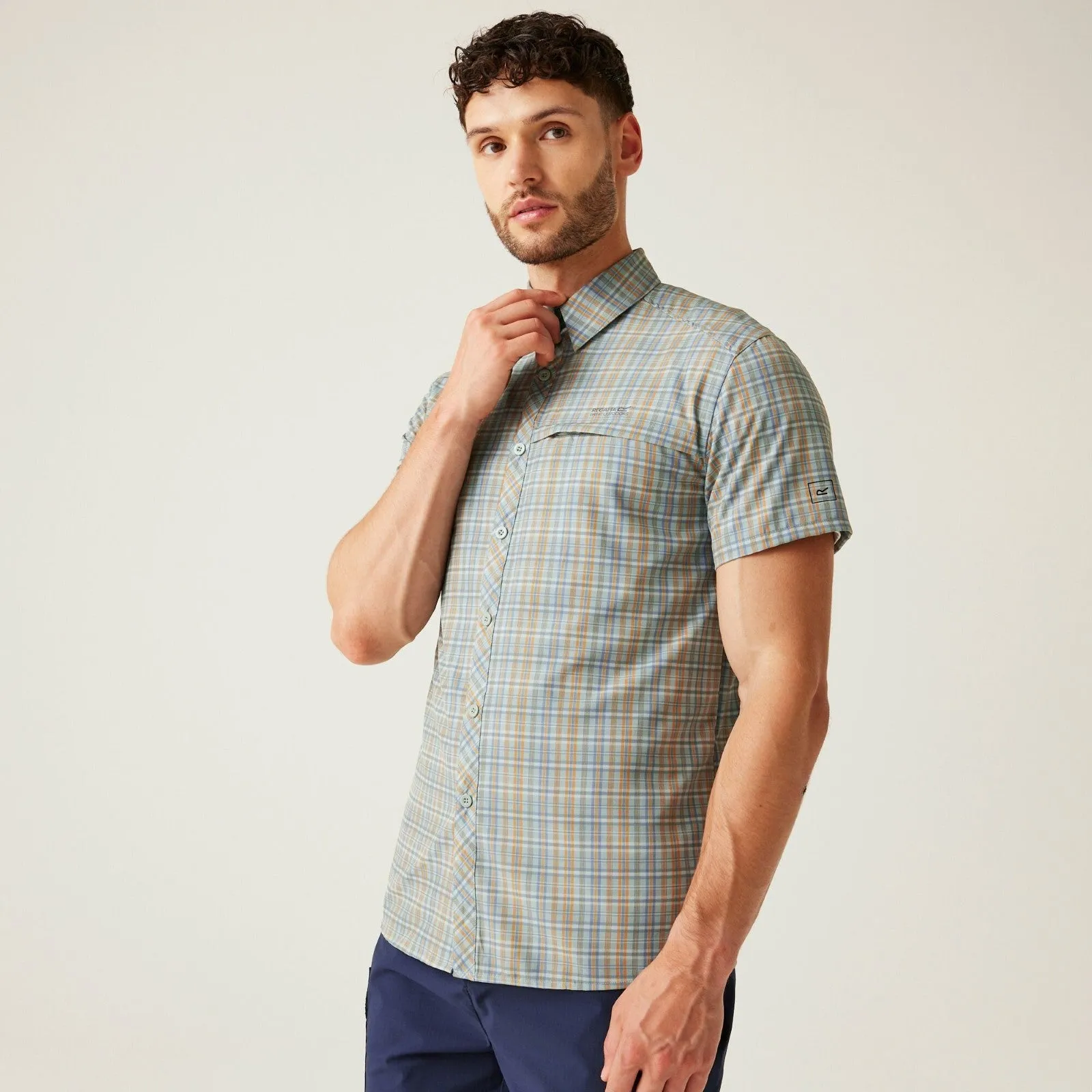 Regatta Mens Insect Repellent Packable Short Sleeve Shirt Cool Comfort Camping Essential