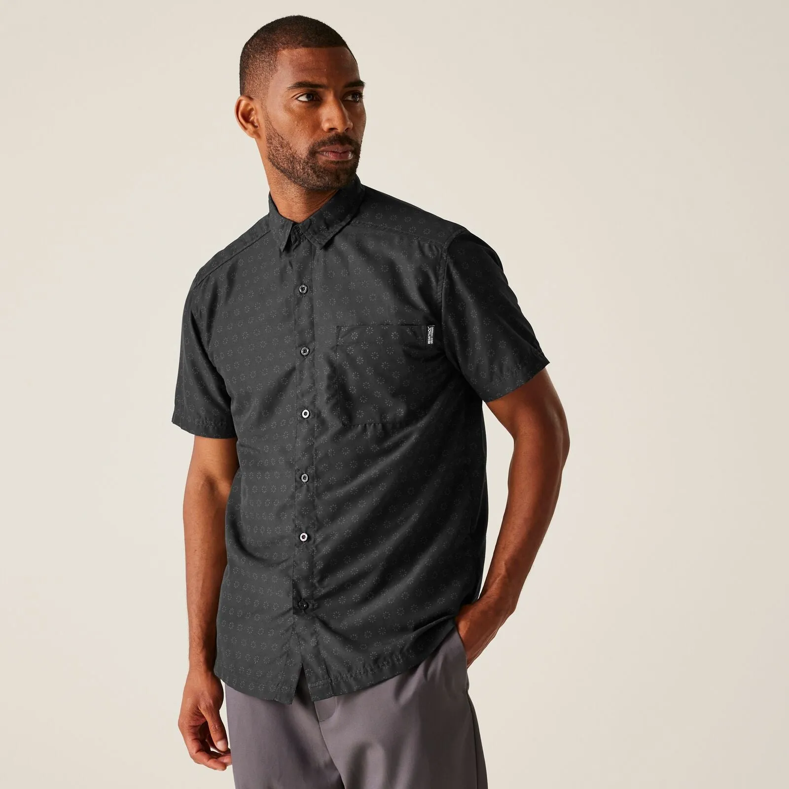 Tall Option Lightweight Construction Regatta Mens Mindano IX Short Sleeve Shirt