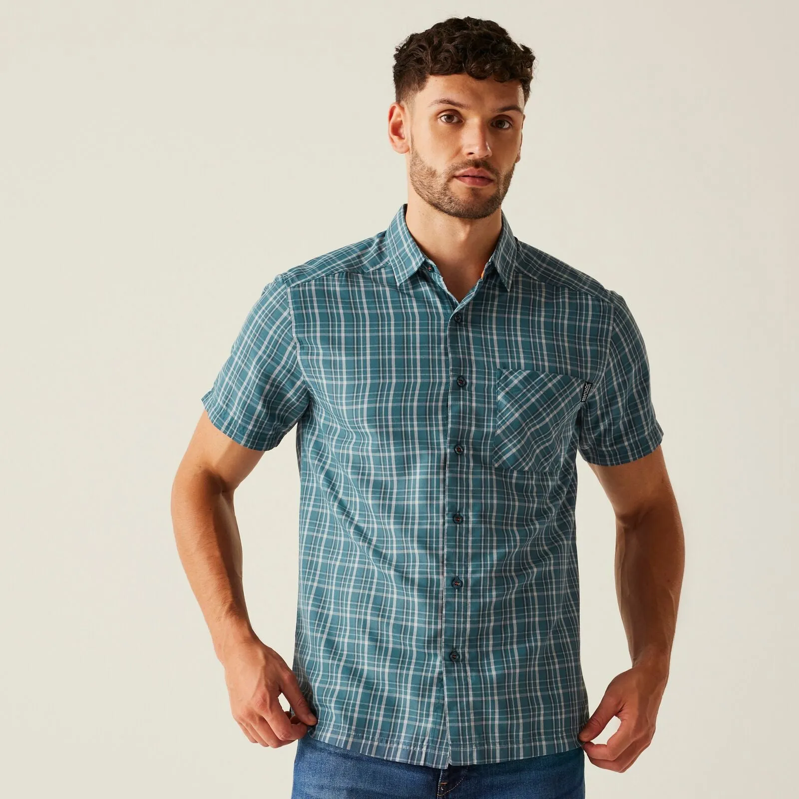 Hidden Button Placket Regatta Mens Mindano IX Short Sleeve Shirt