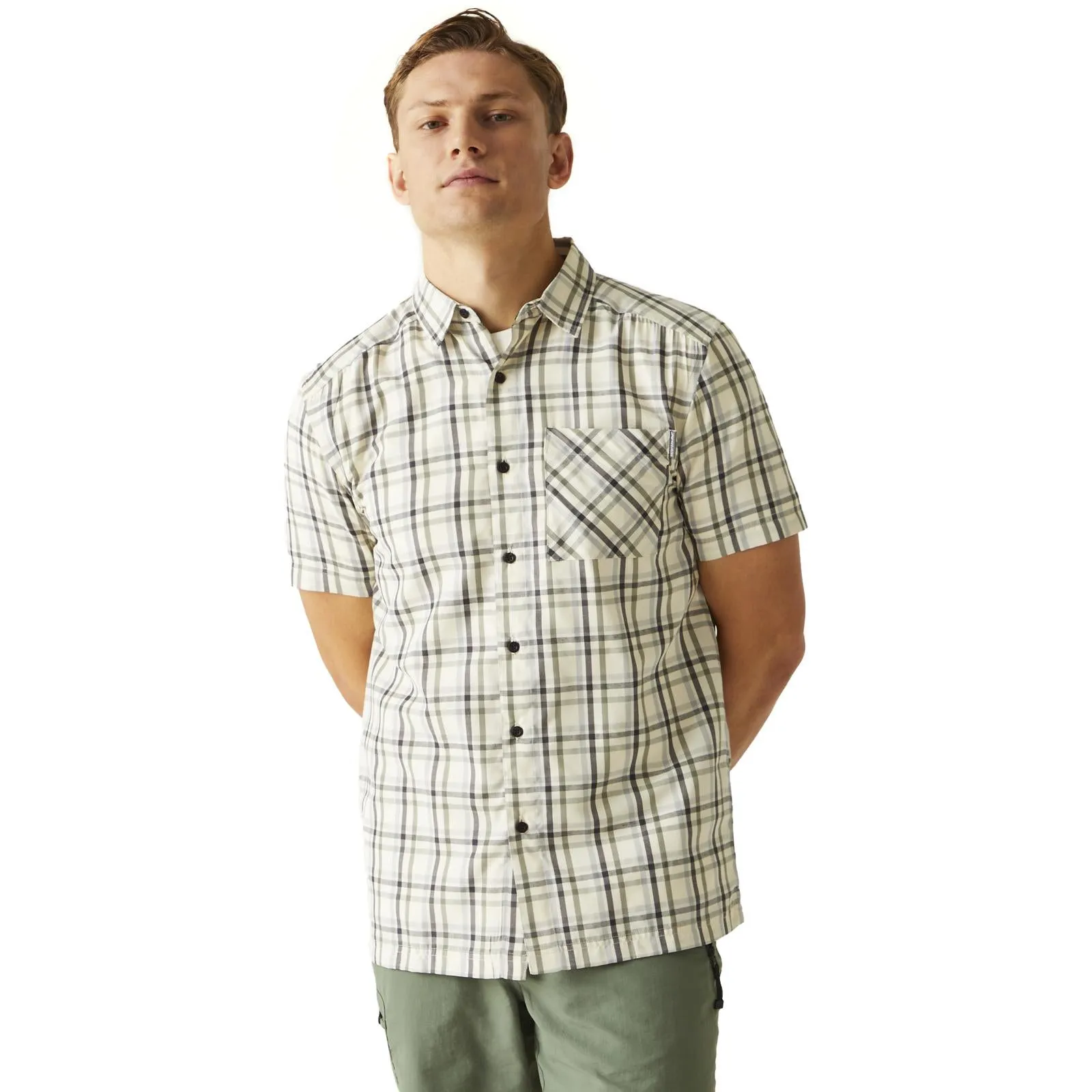 Anti Static Finish Casual Comfort Regatta Mens Mindano VIII Short Sleeve Shirt