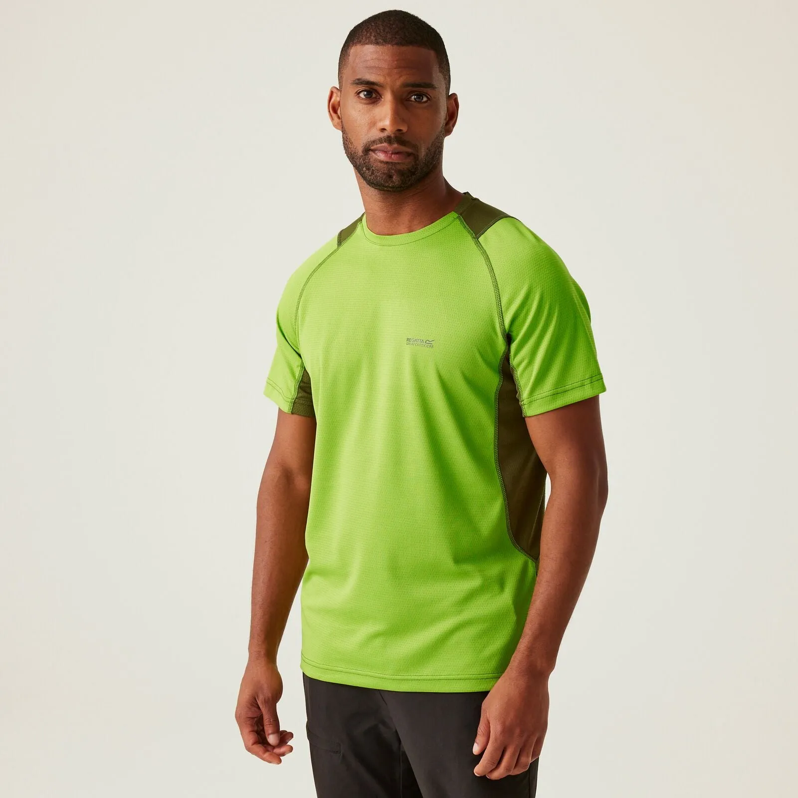 Comfortable Fabric Regatta Mens Virda IV Quick Drying Short Sleeve T-Shirt