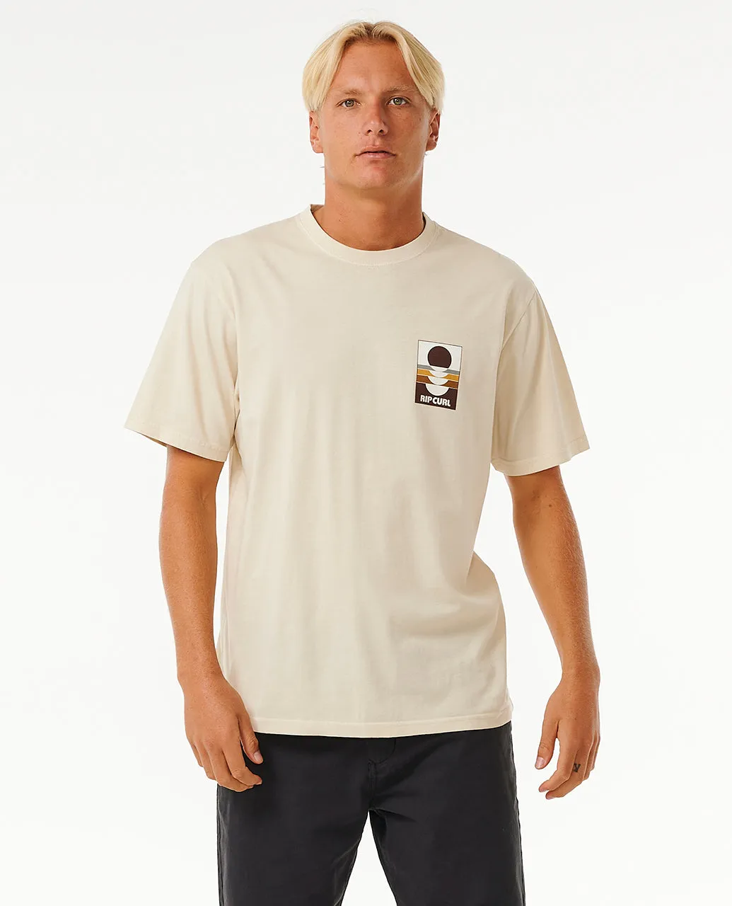 AntiStatic Material Rip Curl Mens Surf Revival Peaking Short Sleeve T-Shirt