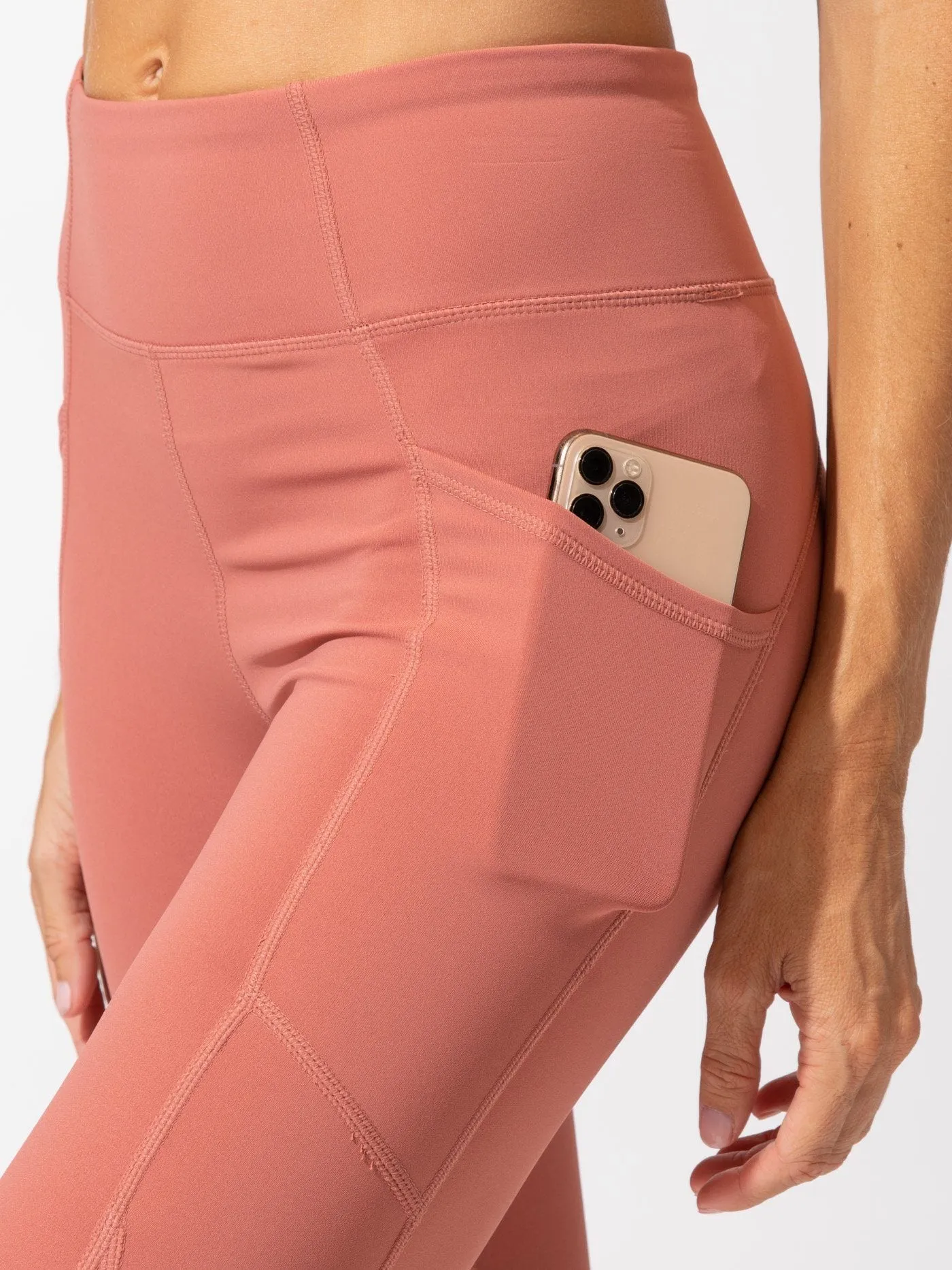 Motion Fabric Rita Pocket High Rise 7/8 Sport Legging 24"