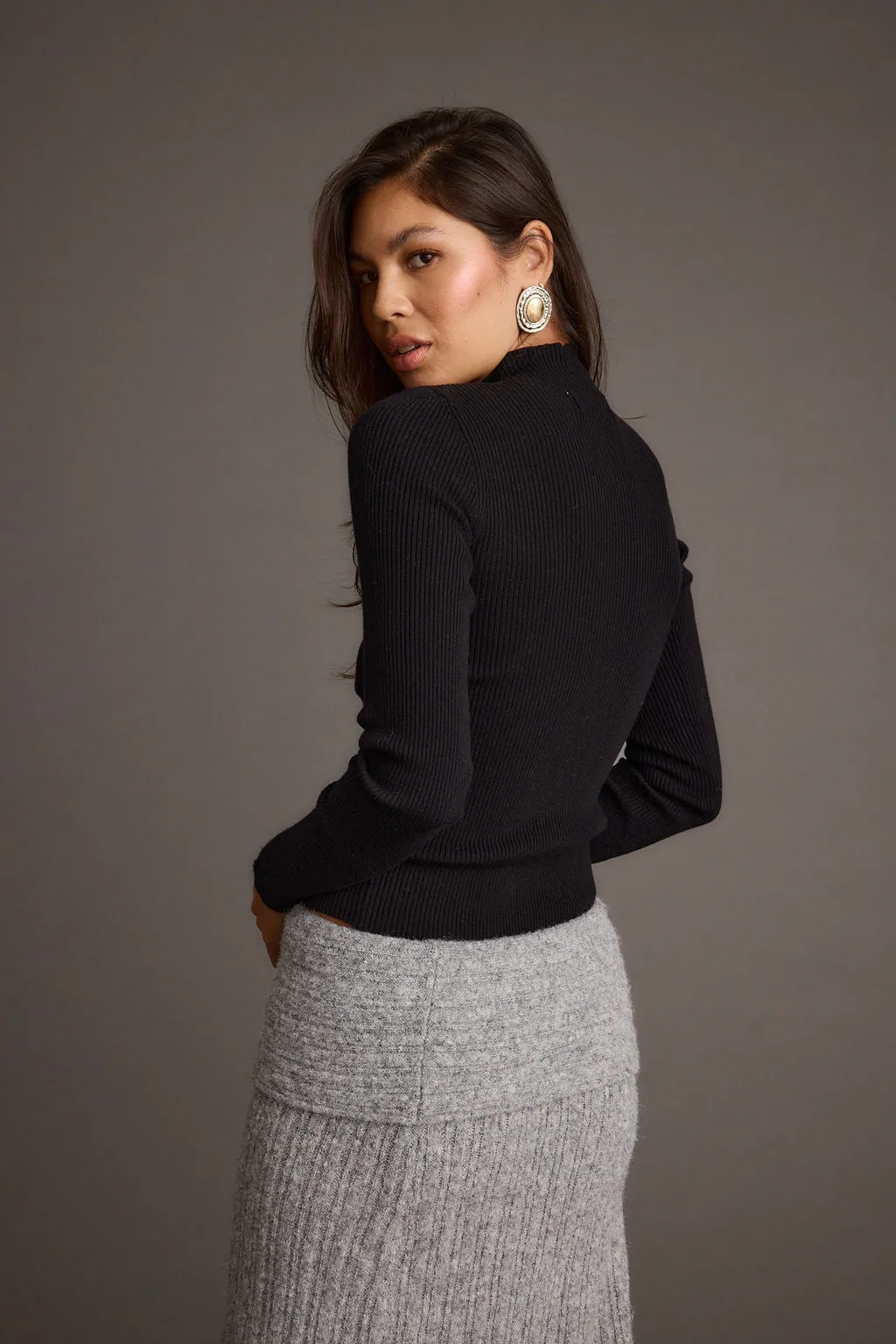 Custom - made Rare Find Robbie Black Long Sleeve Turtleneck