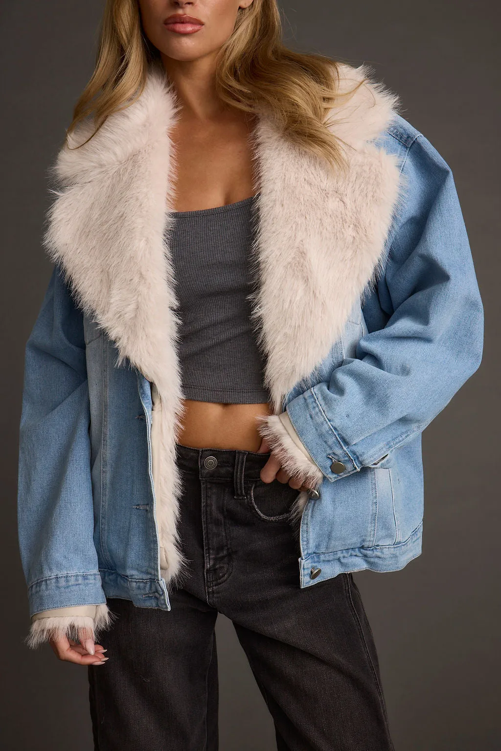 Rylee Denim Jacket with Faux Fur Trim Magnetic Fasteners All Seasons