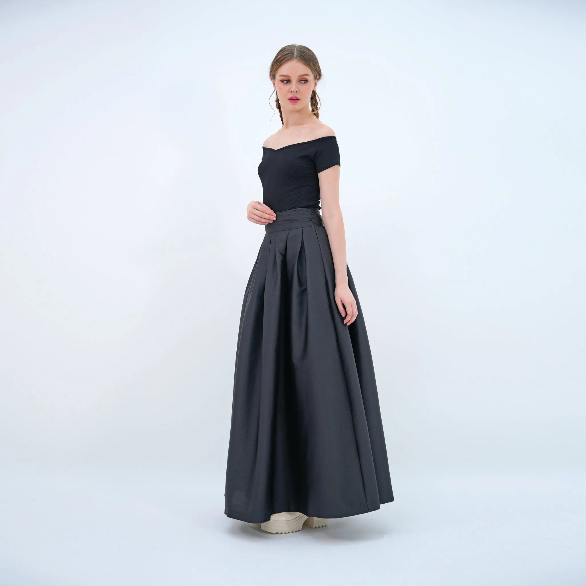Samsoe Maxi Skirt Tapered Cut Travel Friendly