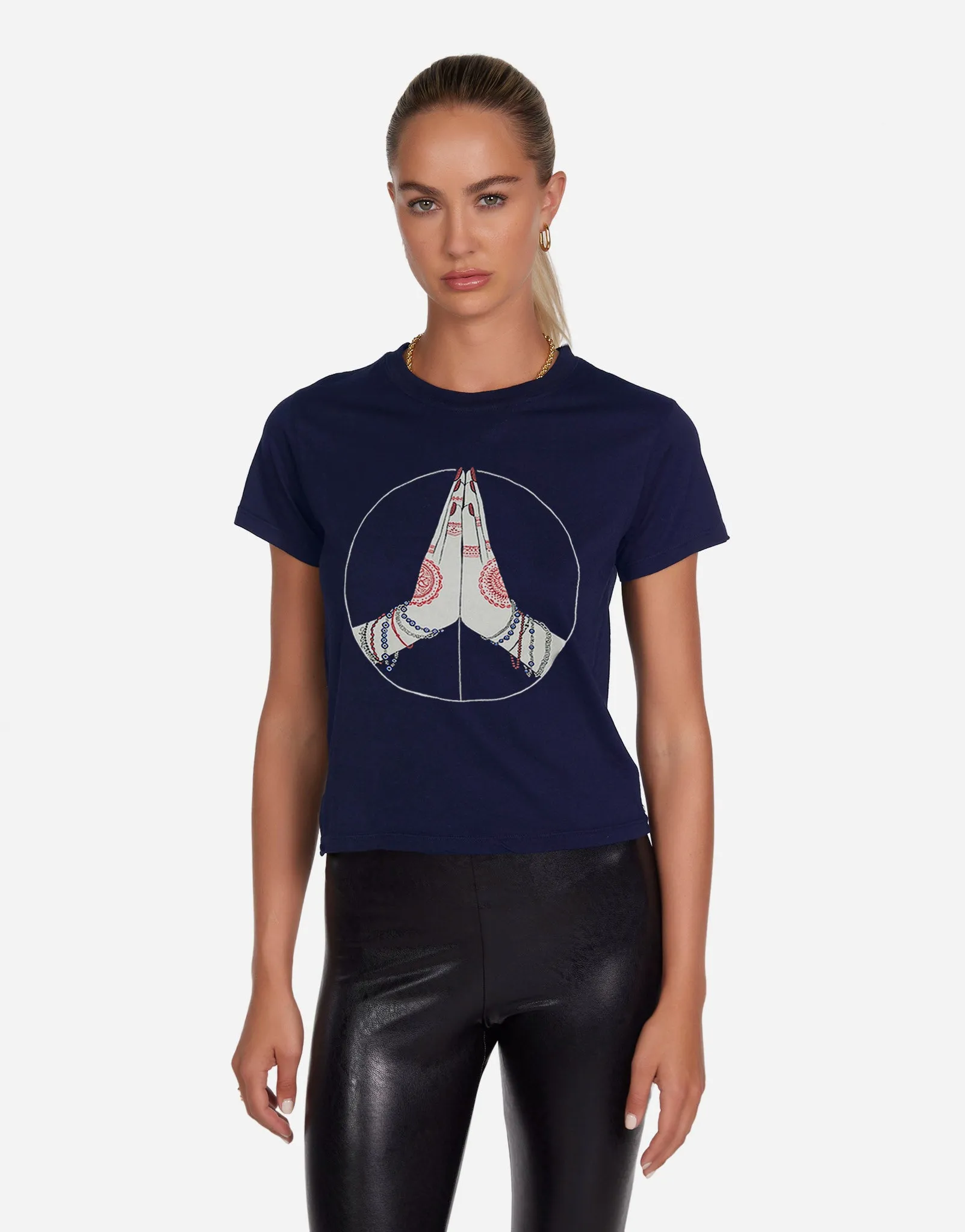 Ursula Peace Love Serenity Scoop neck femininity