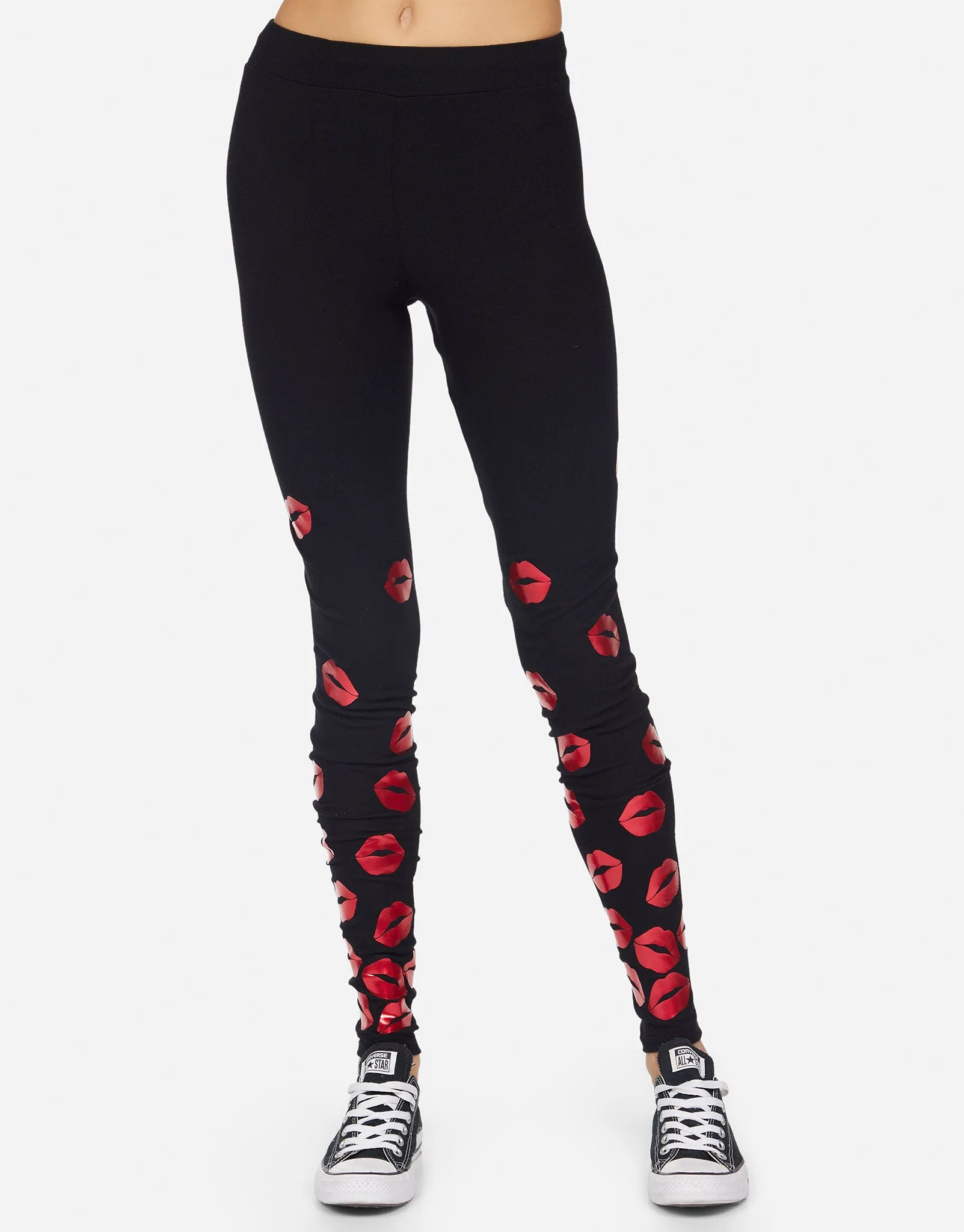 Shae Red Foil Scattered Lips Seamless Design Mesh Ventilation Zones