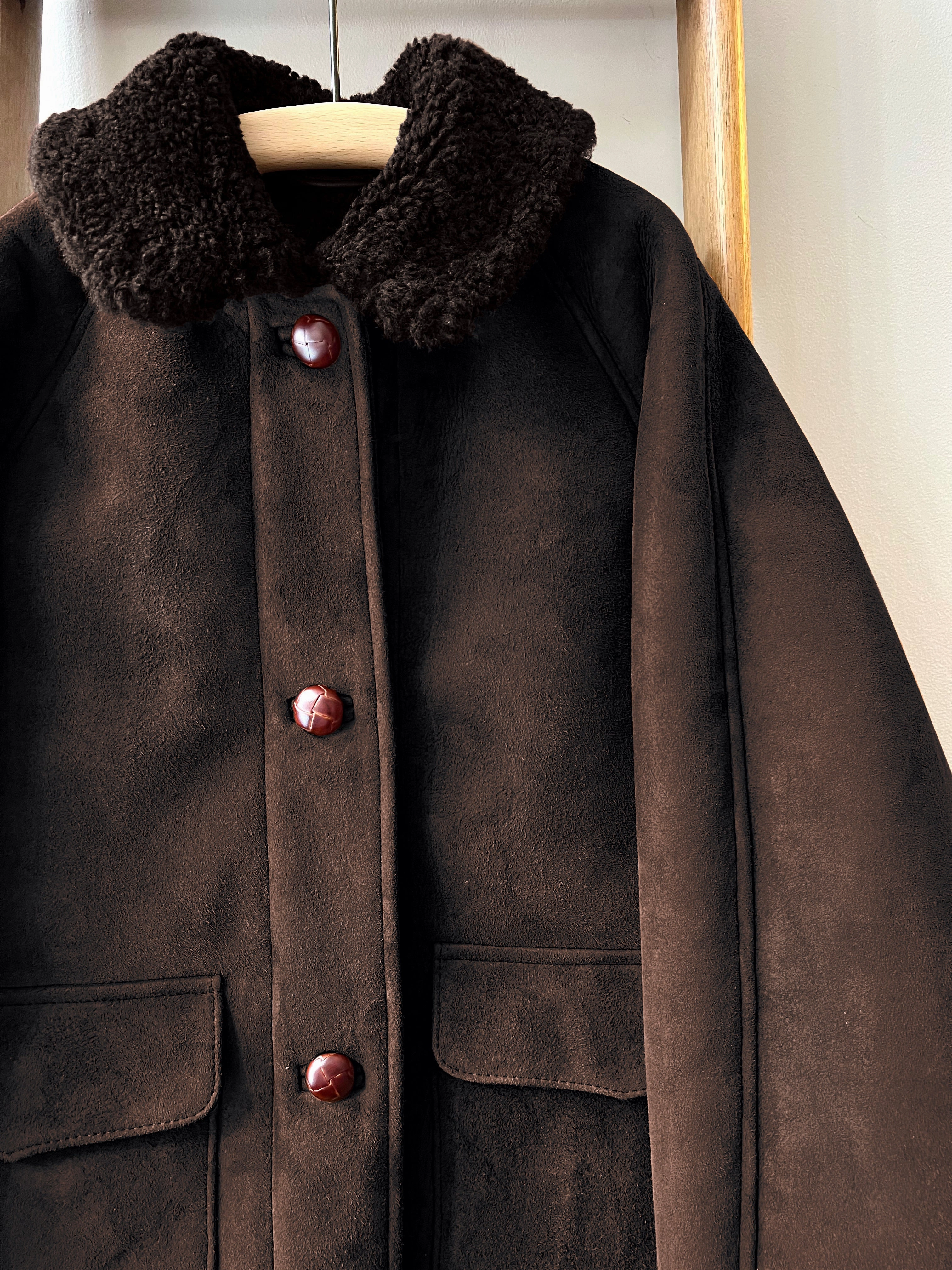 Ergonomic Armhole Cut water proof Sheepskin Field Jacket / Chocolate Brown