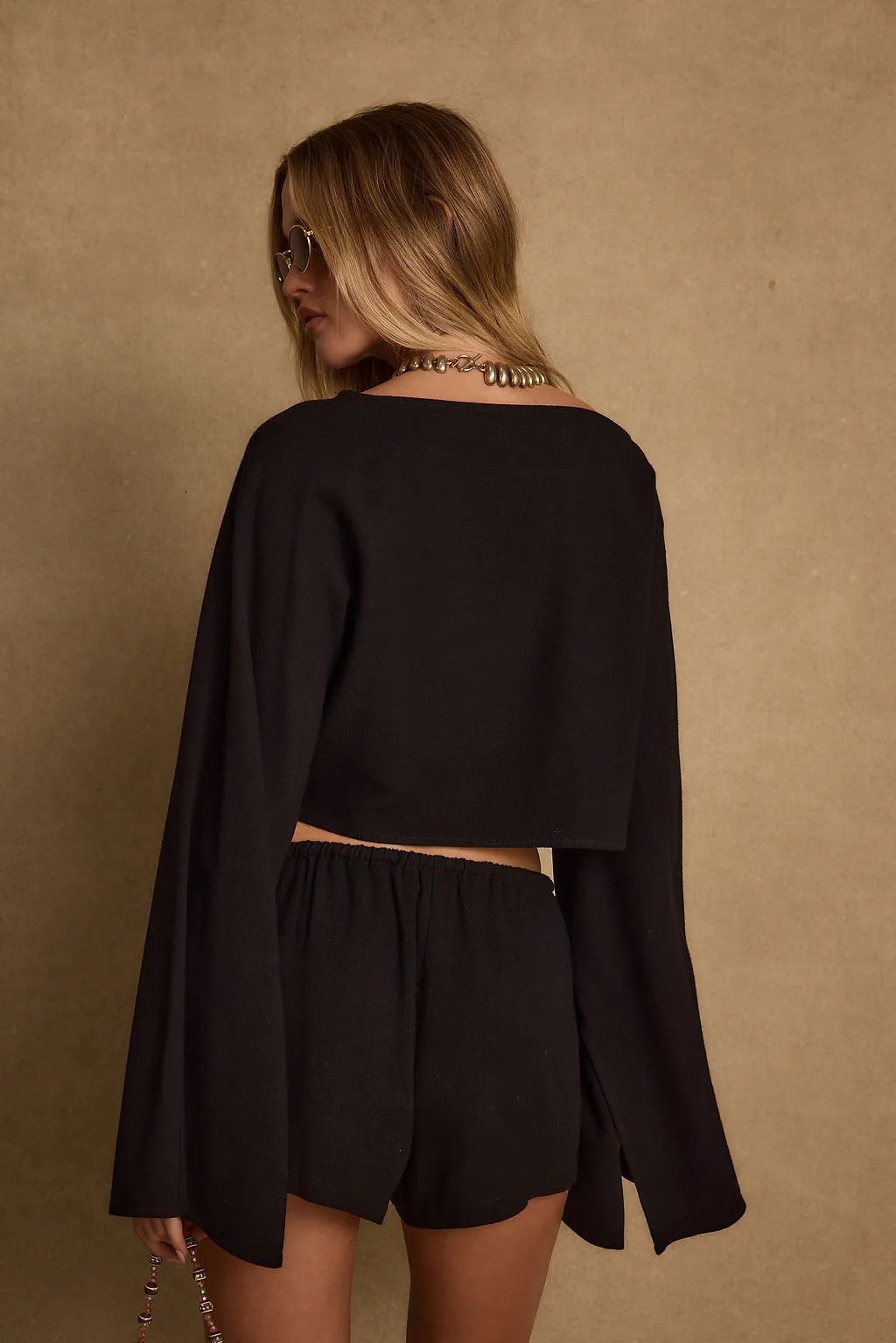 Photography Soft Texture Clear Breeze Black Linen Top