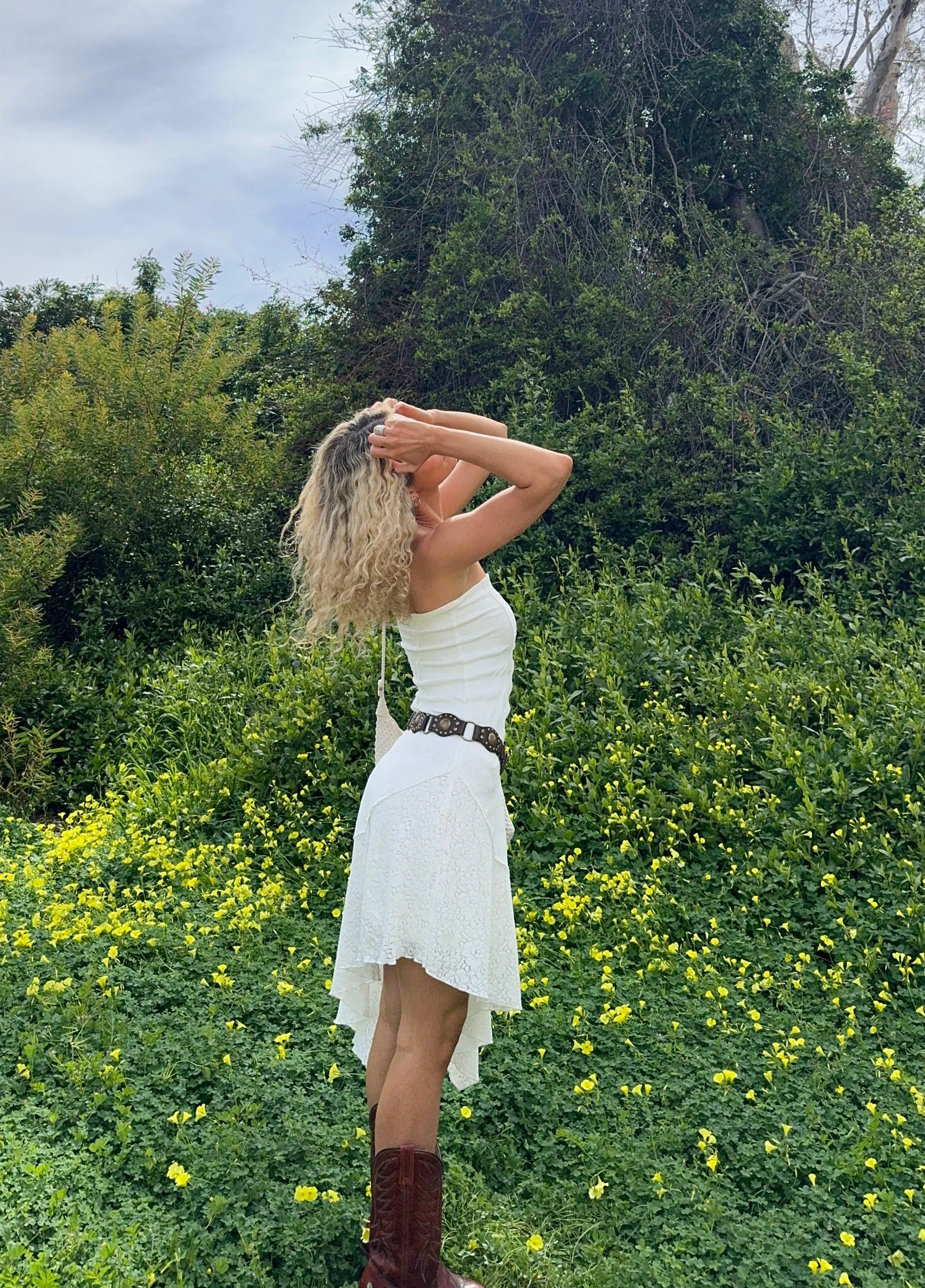 Smooth Mood Joyful Look Maggie White Asymmetrical Strapless Dress