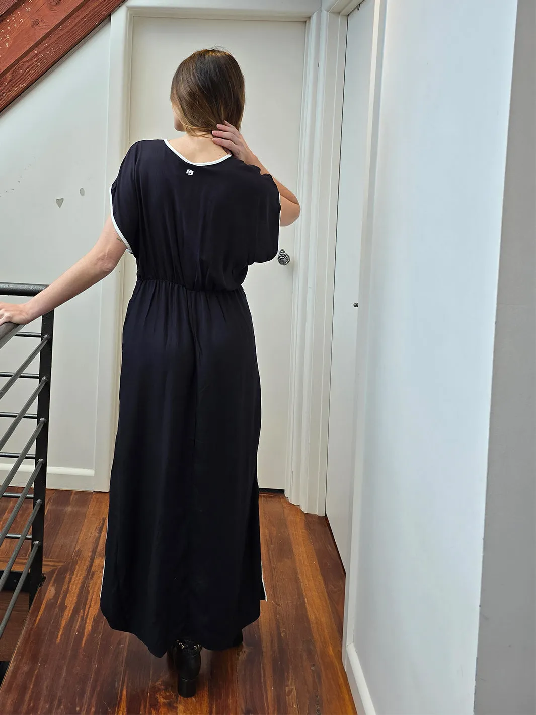COLCCI DRESS Resort Outfit