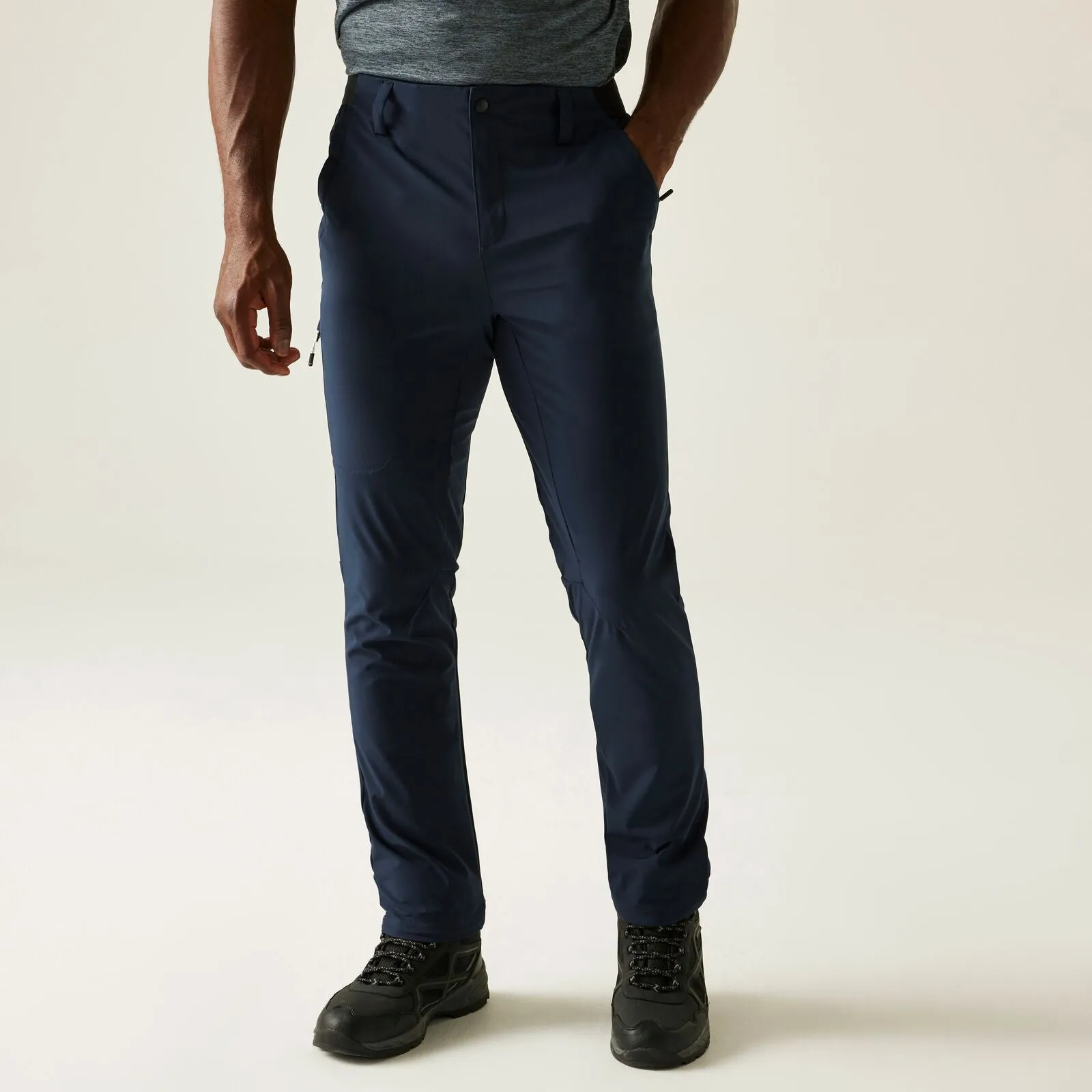 Layered Comfort MoistureWickingFabric Regatta Mens Bayfell Quick Drying Walking Trousers