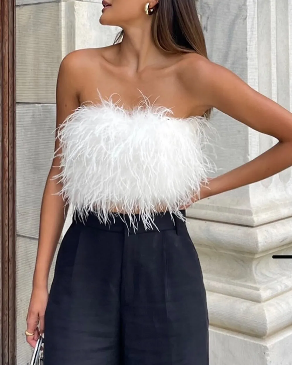FlexibleElasticatedEdging TaglessNecklineComfort Chanel White Faux Feather Top