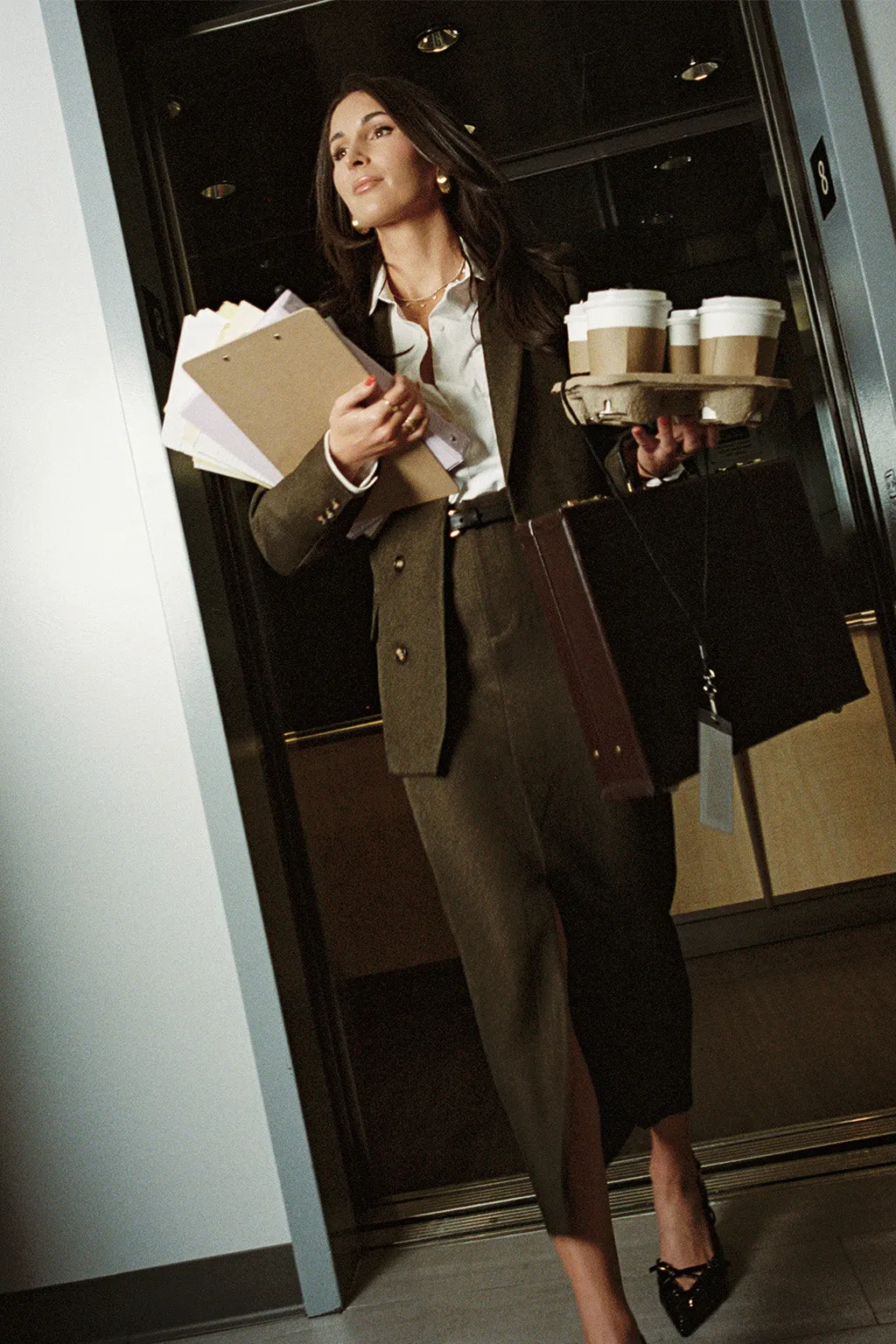Tory Mocha Twill Blazer Unisex model