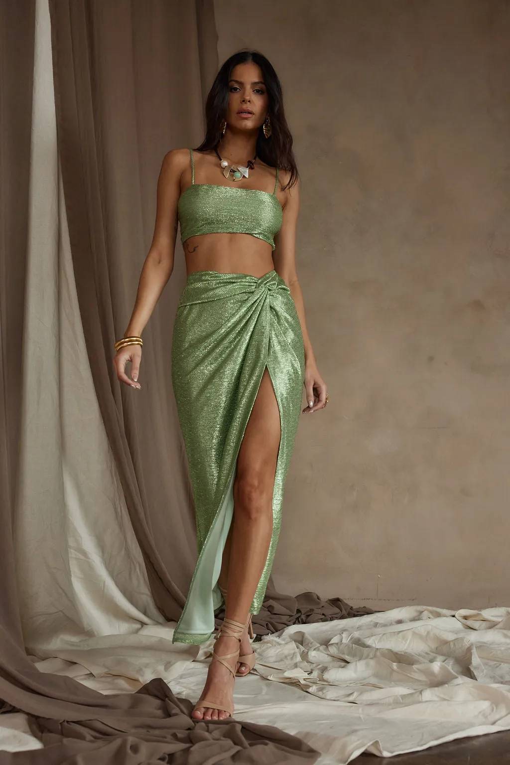 Toulouse Metallic Sage Crop Top FlexibleCollarStructure AntiStatic Coating