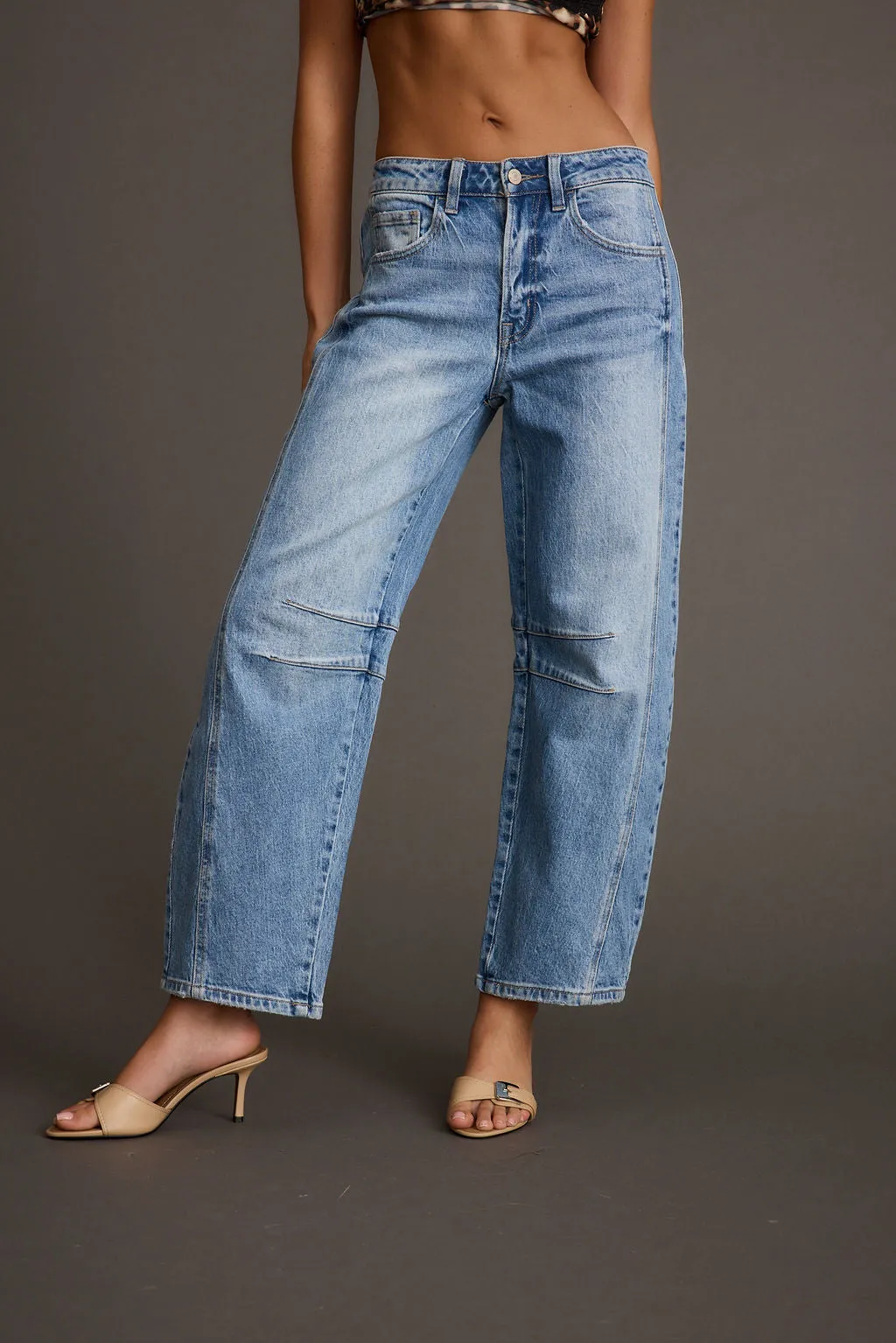 Sporty Fit Chilly Layering Muse Barrel Denim Jeans