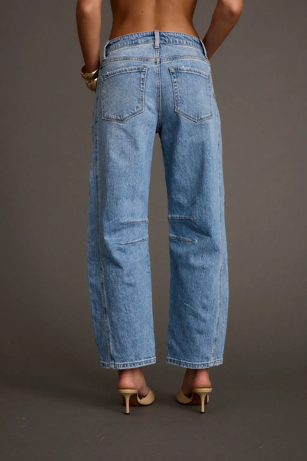 WrinkleFreeFinish FlameRetardantTreatment Muse Barrel Denim Jeans