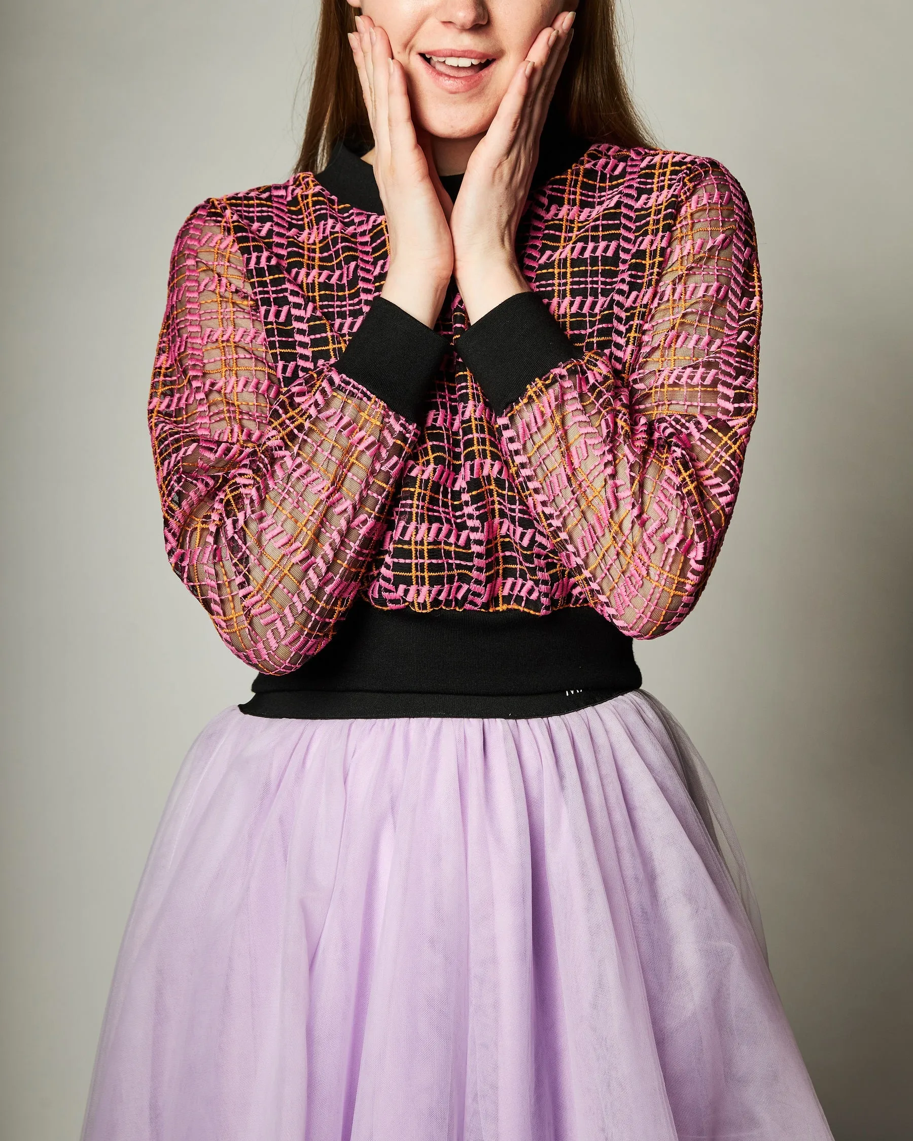 Sturdy Waistband Airy Comfort Tulle High Low Skirt