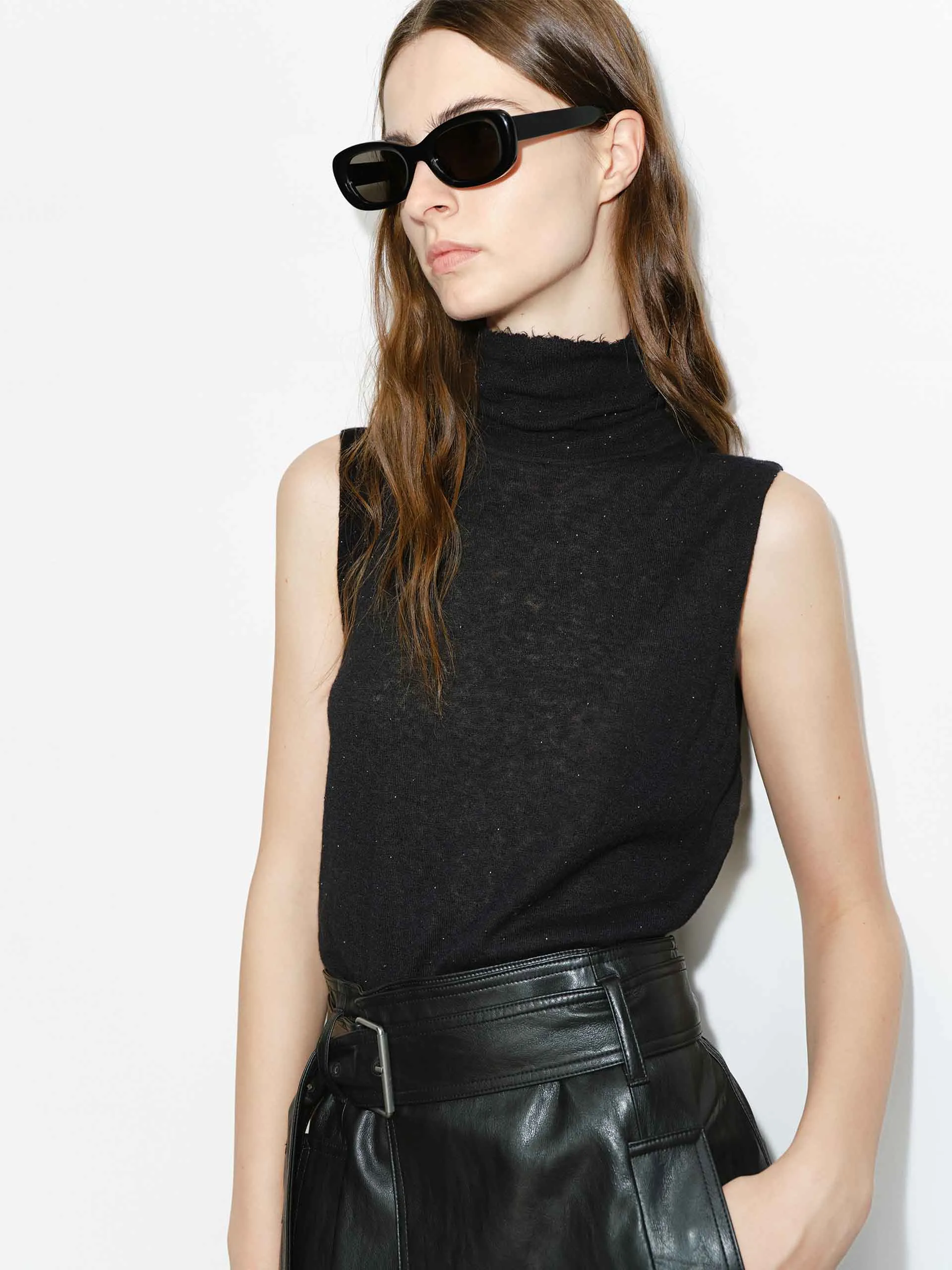 Turtleneck Knit Top Breathable knit Odor Resistant
