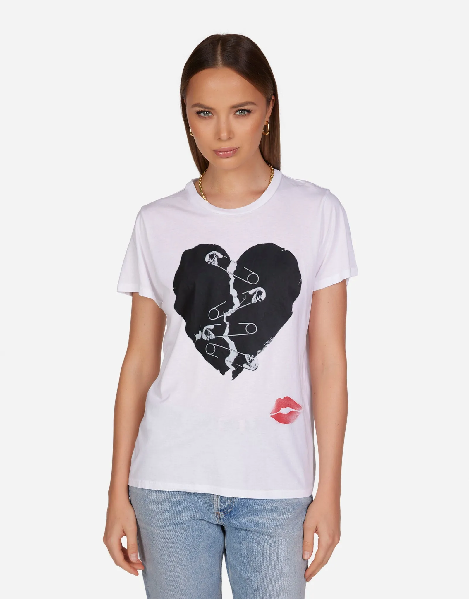 Comfy Layer On-the-Go Comfort Wolf Safety Pin Heart