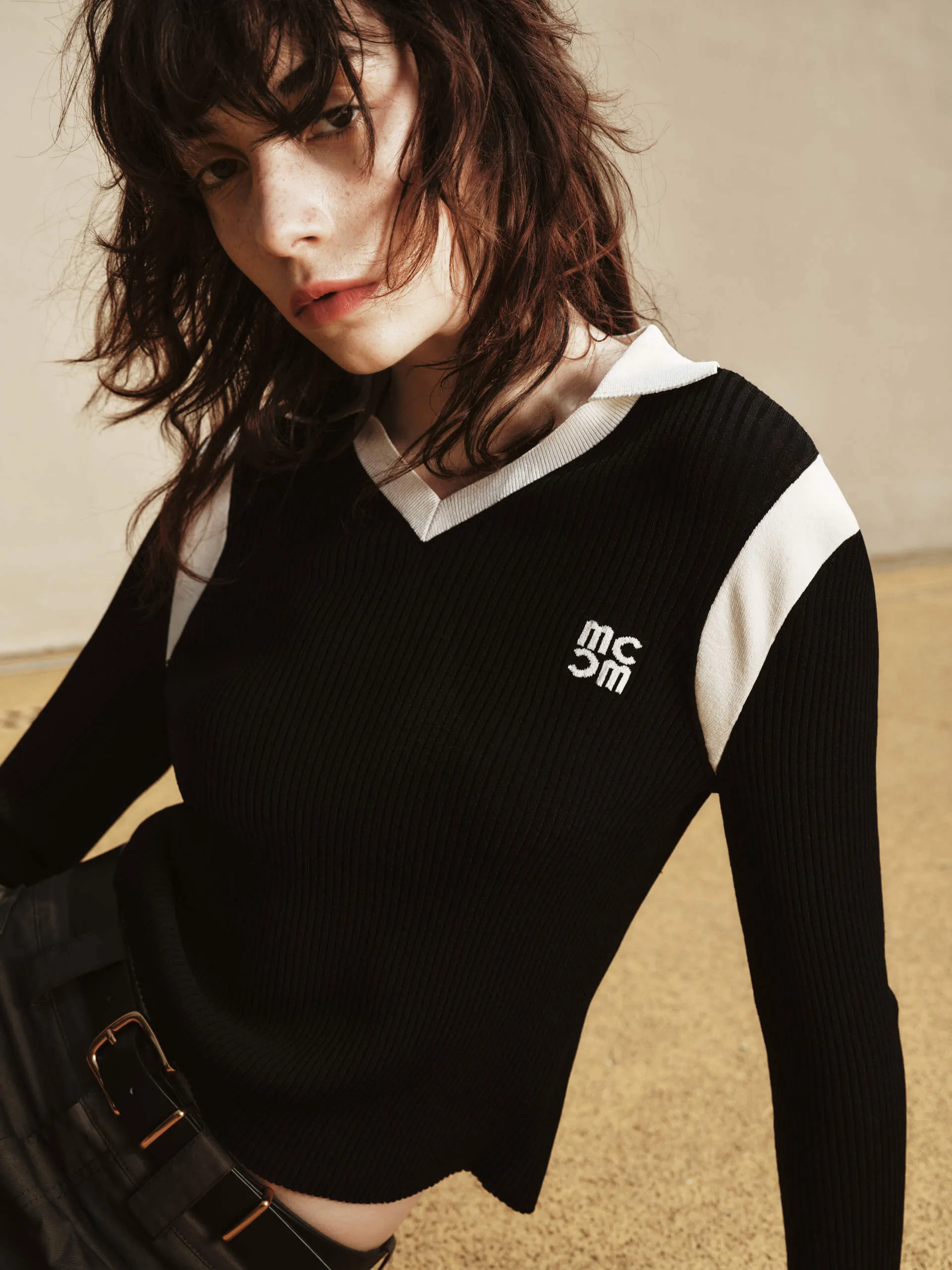 Contrast Detail Knit Top Casual Draping