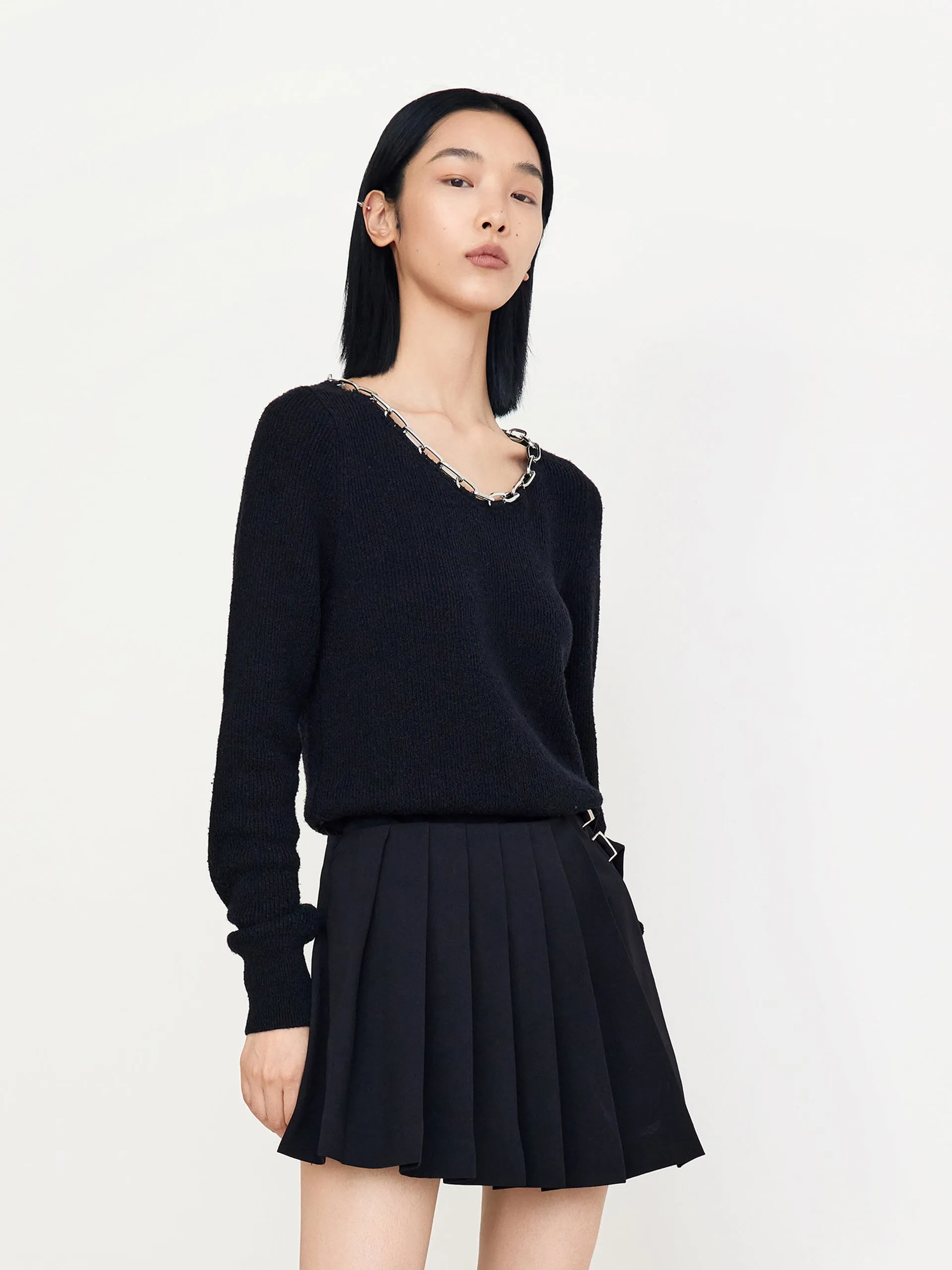 Wool Blend Chain Knot Pullover Comfy Fit Design Warm Layer Fit