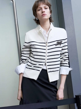 Transitional Wear Zip Closure Wool Cardigan